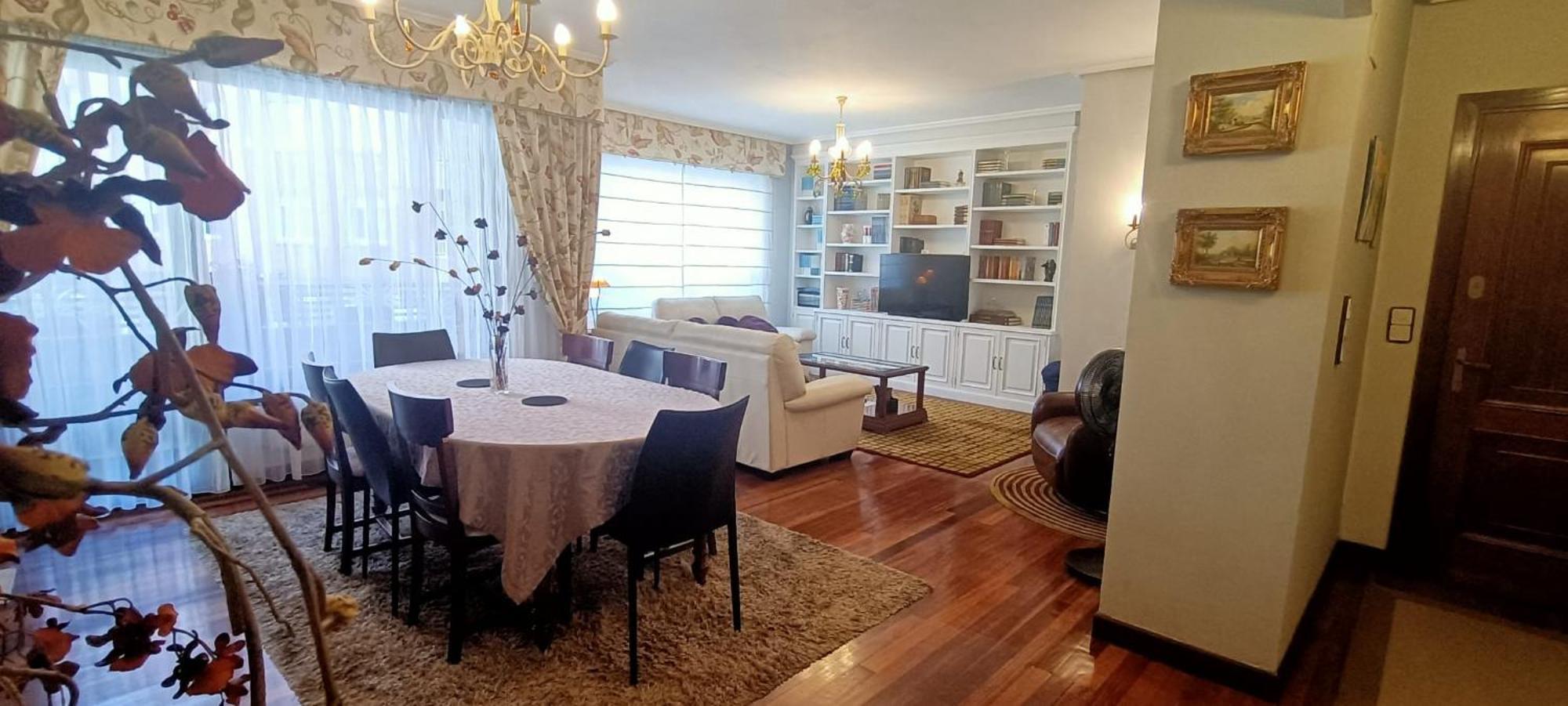 Funi-Campo Volantin Apartment Bilbao Luaran gambar