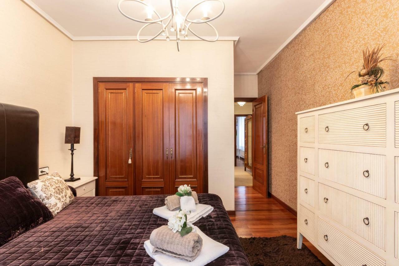 Funi-Campo Volantin Apartment Bilbao Luaran gambar